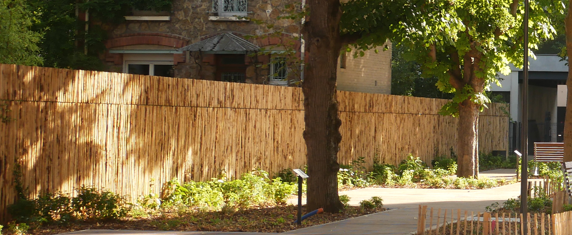 Palissade rustique en bois
