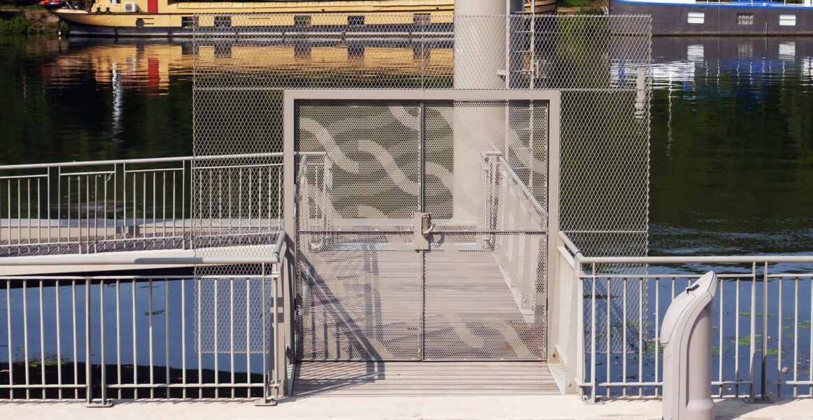 Portail d&rsquo;entrée pour escale fluviale