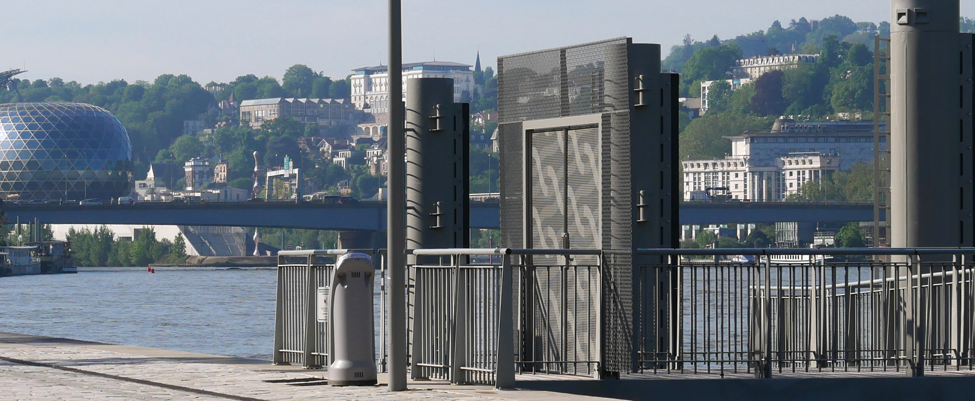 Portail d&rsquo;entrée pour escale fluviale